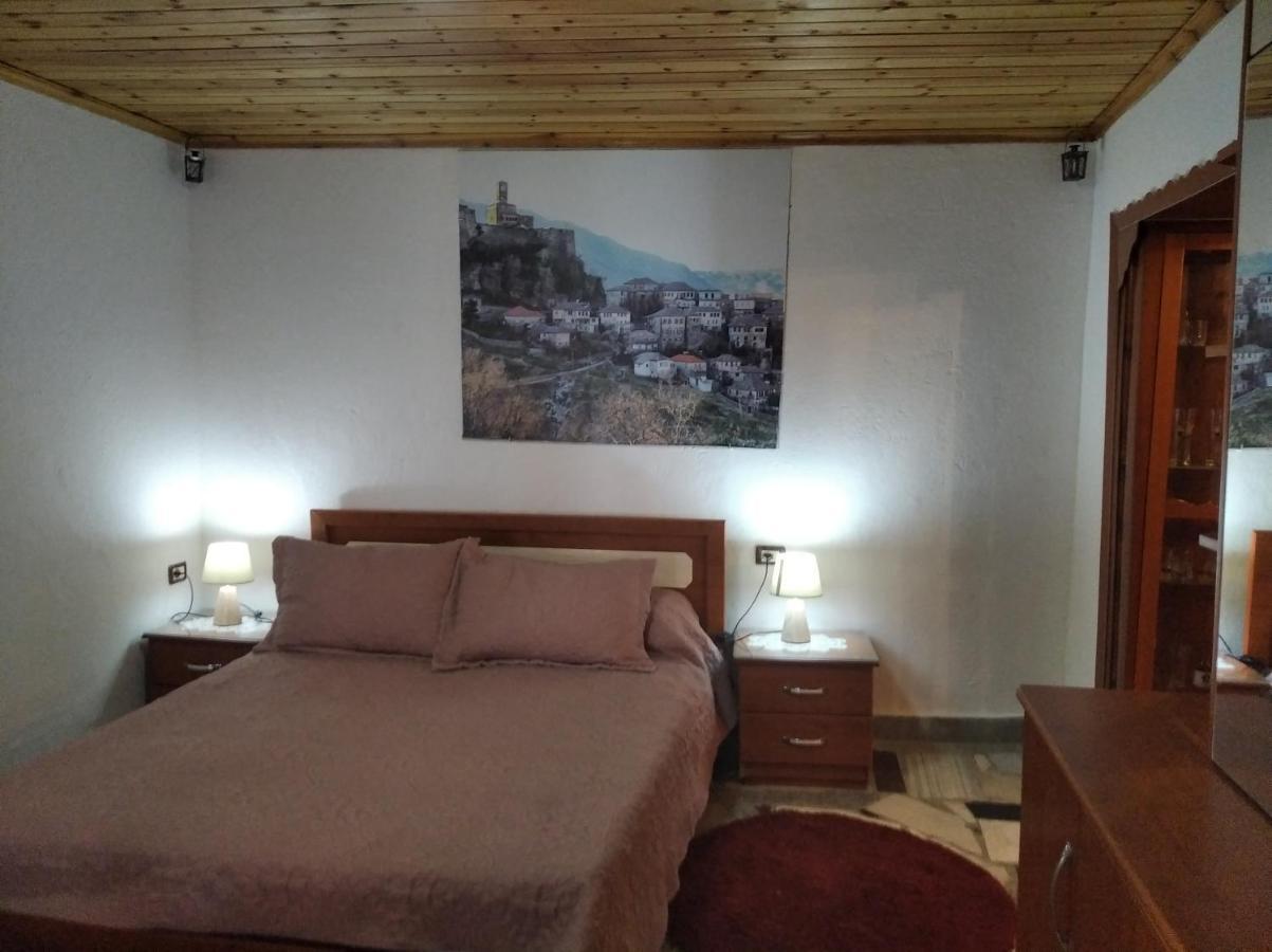 Gjirokastër Guest House Bake מראה חיצוני תמונה