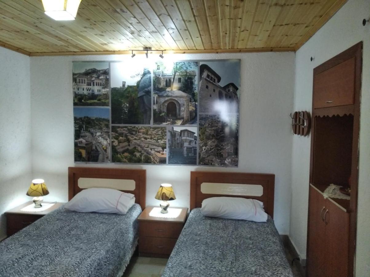 Gjirokastër Guest House Bake מראה חיצוני תמונה