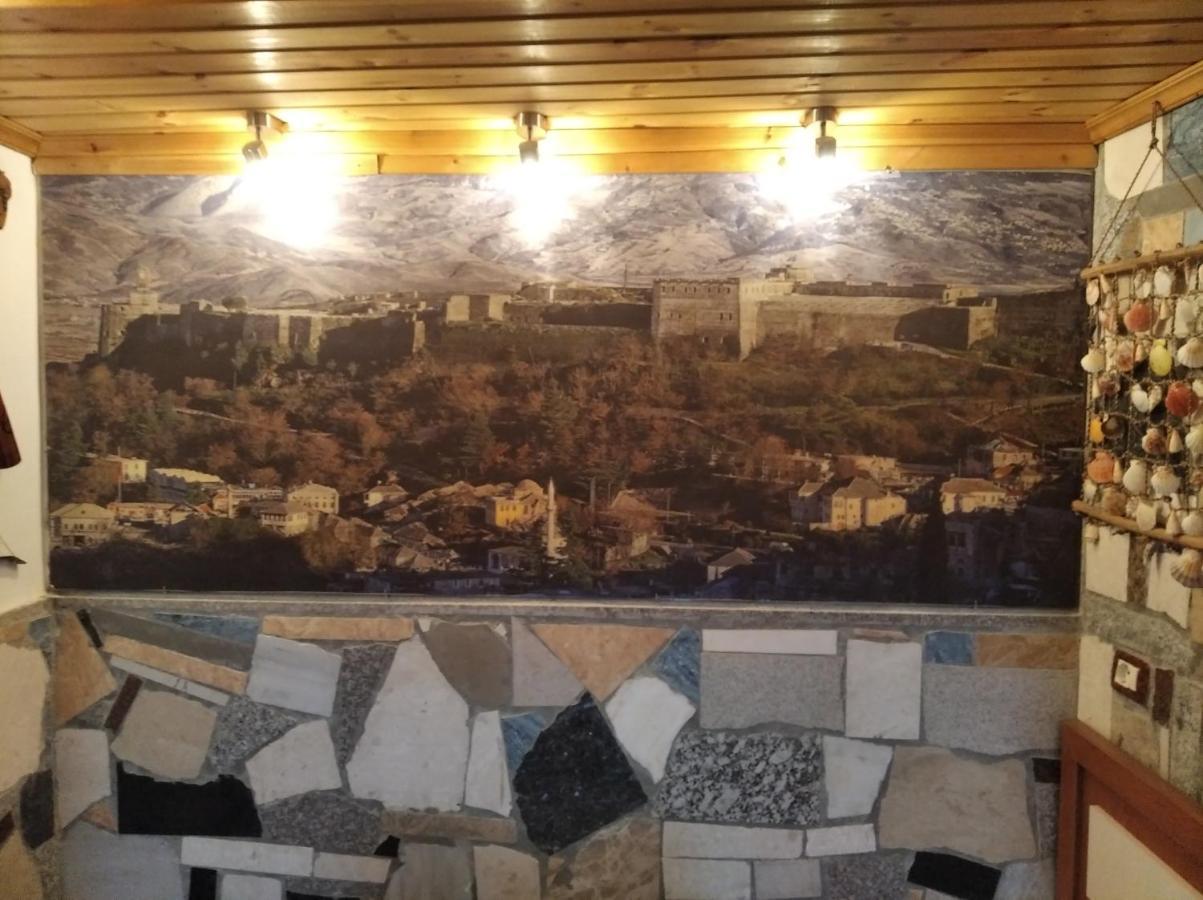 Gjirokastër Guest House Bake מראה חיצוני תמונה