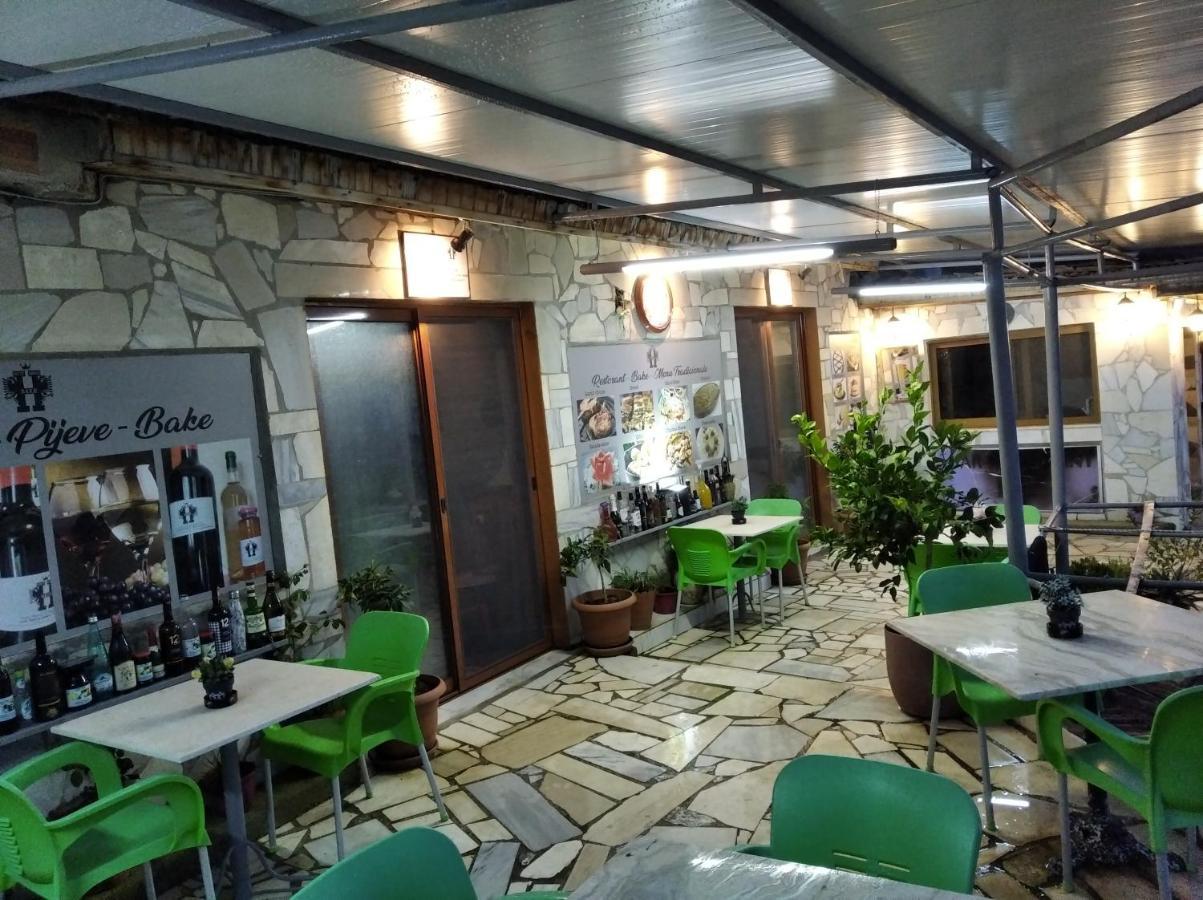 Gjirokastër Guest House Bake מראה חיצוני תמונה
