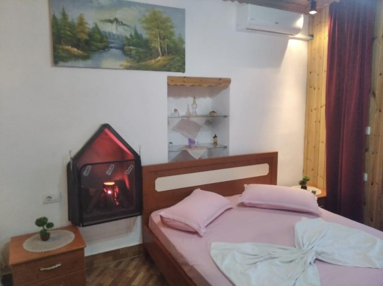 Gjirokastër Guest House Bake מראה חיצוני תמונה