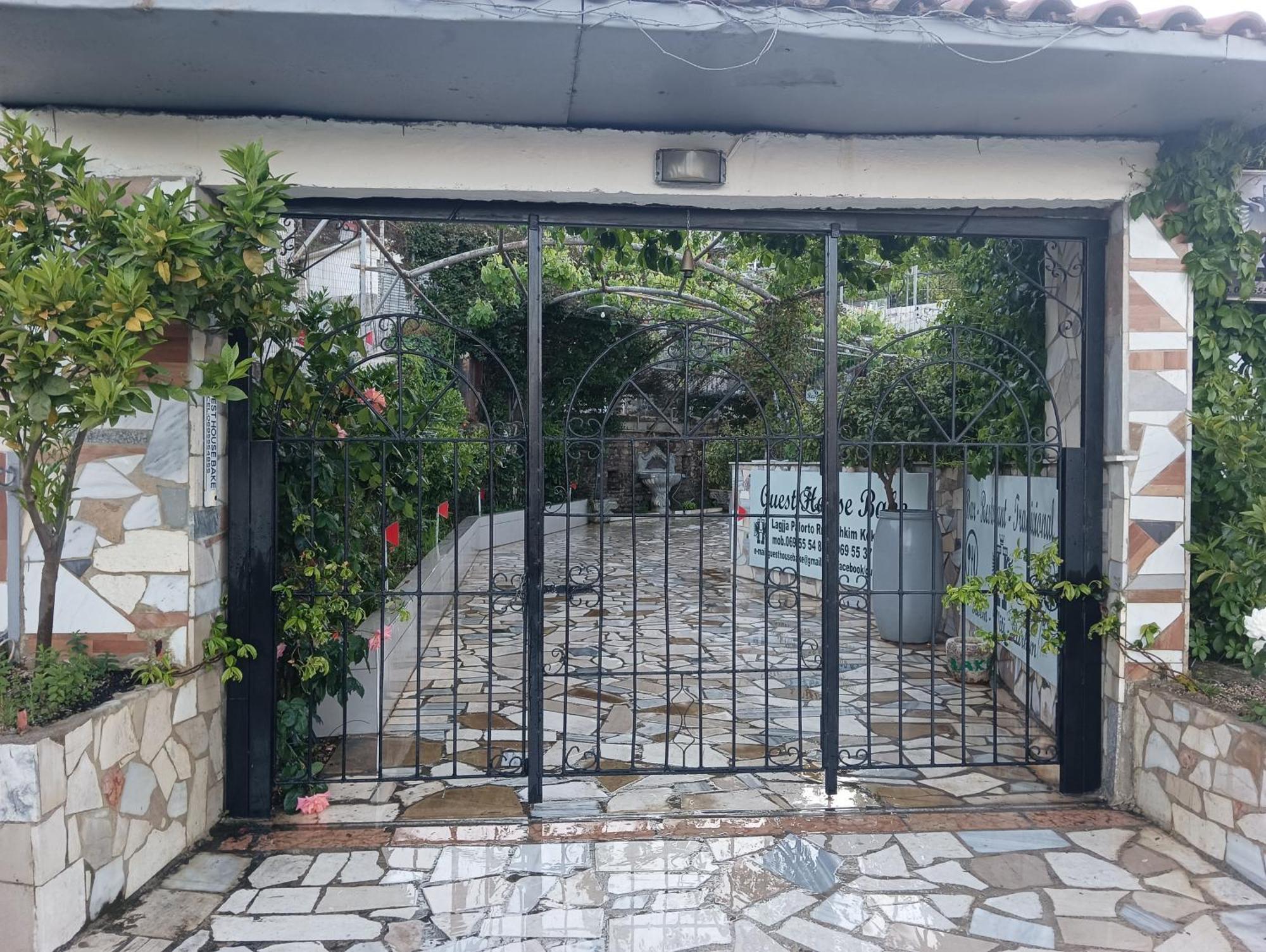 Gjirokastër Guest House Bake מראה חיצוני תמונה